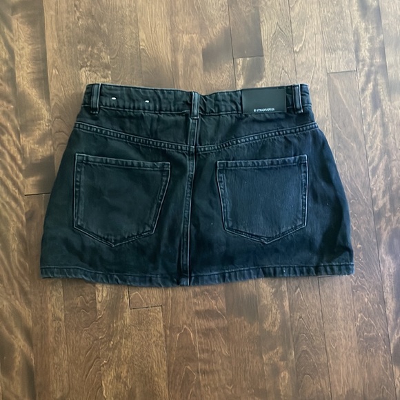 Sparkly jean skirt - Picture 4 of 4